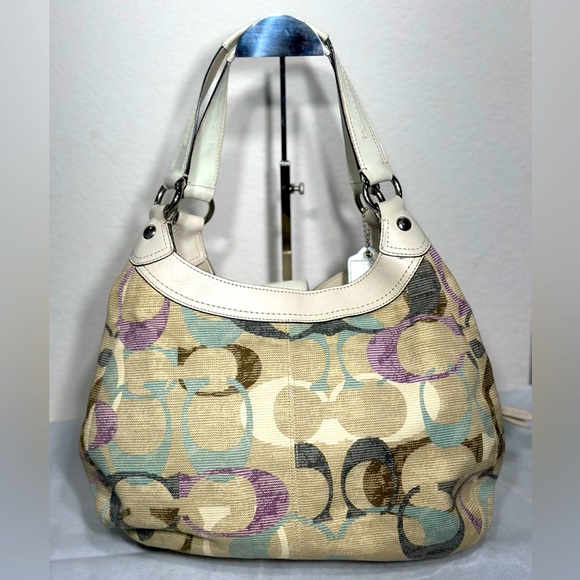 Coach Lynn Soho canvas and leather with silver hardware and silver metal. - Picture 2 of 15